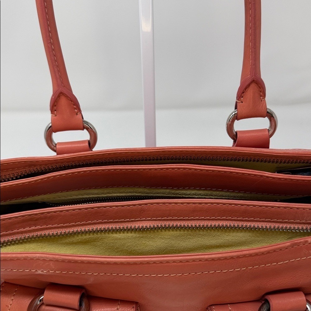 Marc Jacobs Peach Satchel Bag with suede interior - Picture 15 of 16